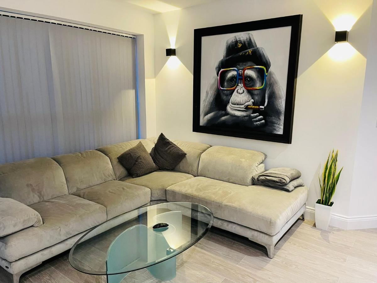 Appartement Salt Hill Windsor Legoland Eton Heathrow Luxury 2 Bed 1 Bath Free Parking à Slough Extérieur photo