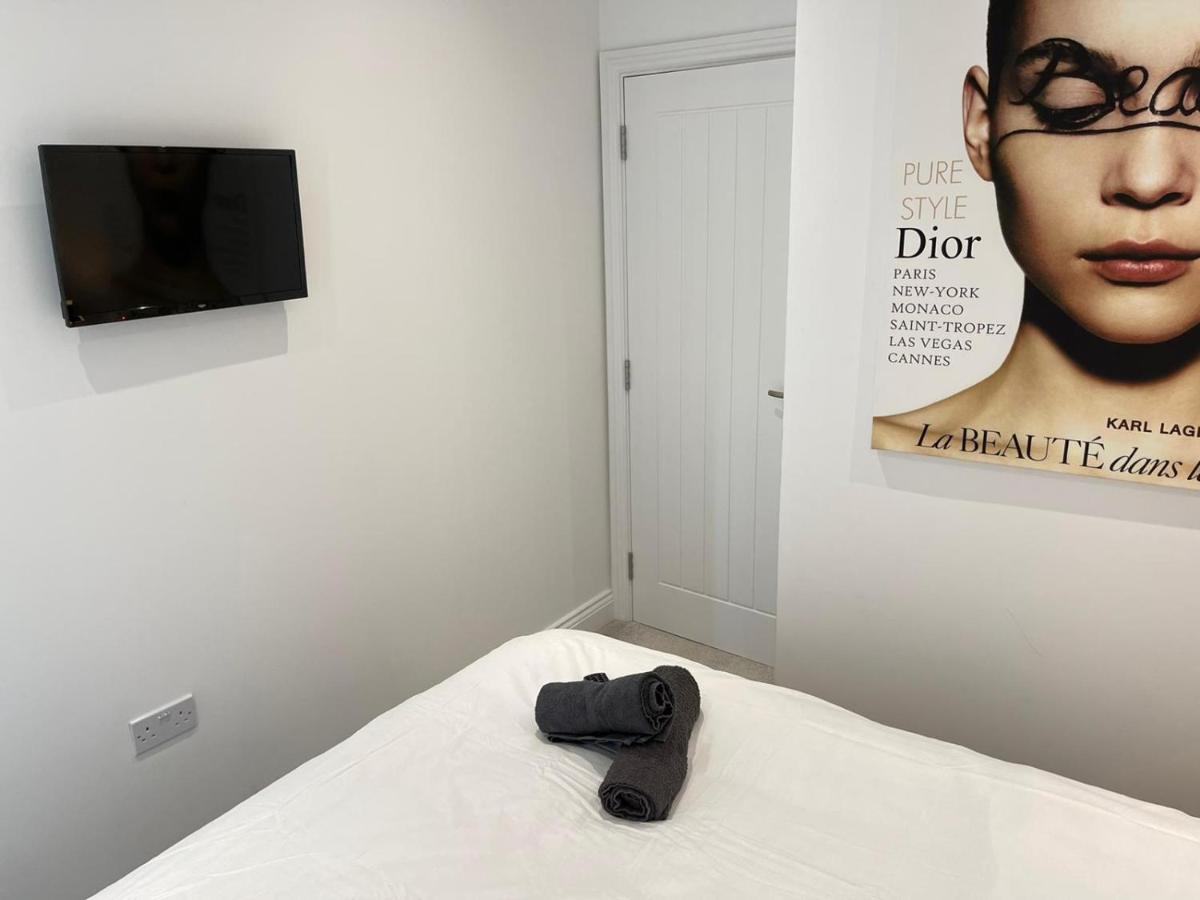 Appartement Salt Hill Windsor Legoland Eton Heathrow Luxury 2 Bed 1 Bath Free Parking à Slough Extérieur photo