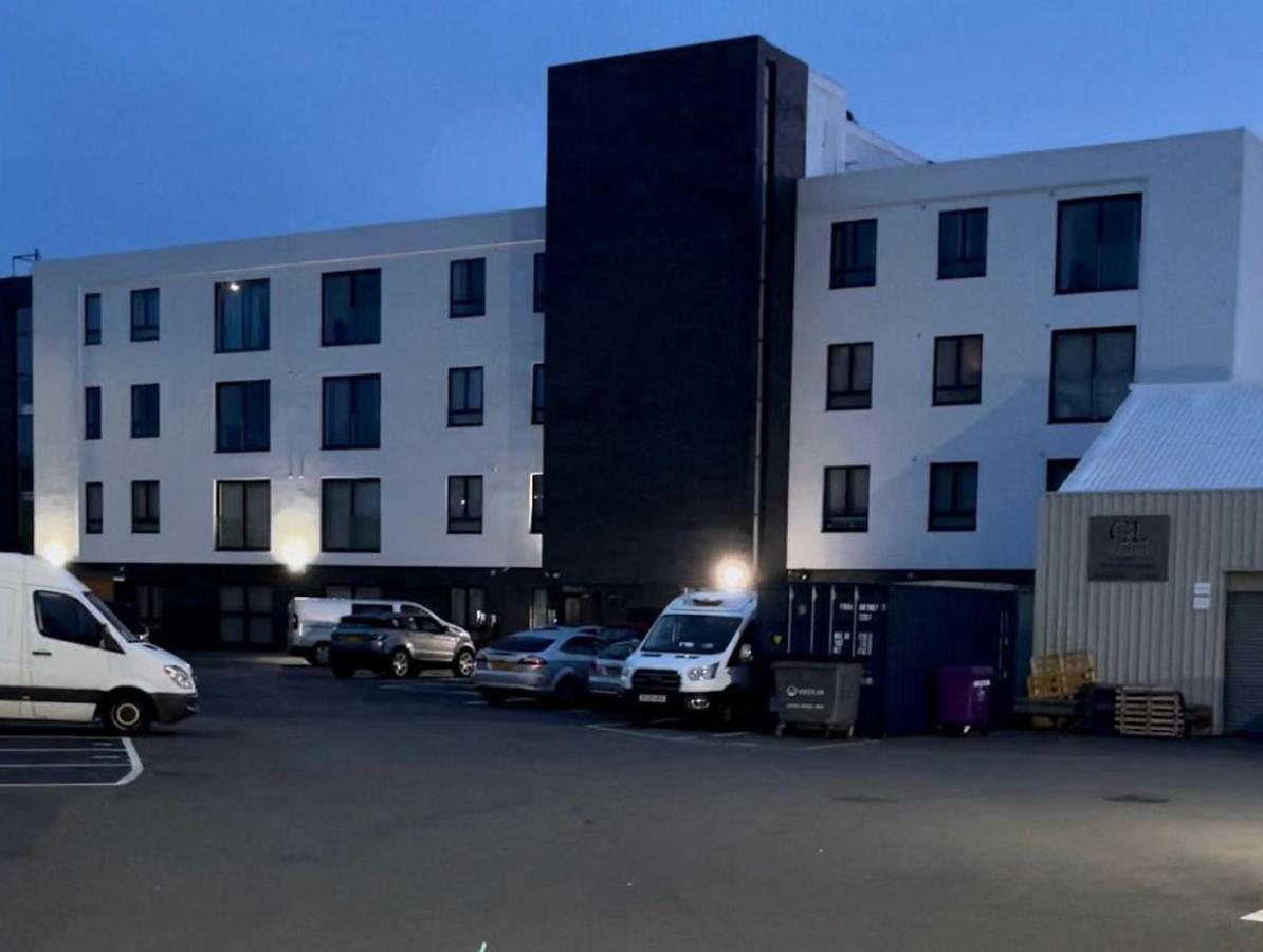 Appartement Salt Hill Windsor Legoland Eton Heathrow Luxury 2 Bed 1 Bath Free Parking à Slough Extérieur photo