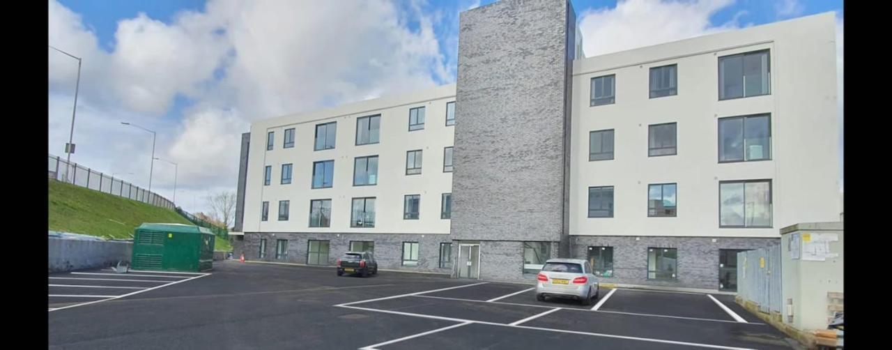 Appartement Salt Hill Windsor Legoland Eton Heathrow Luxury 2 Bed 1 Bath Free Parking à Slough Extérieur photo
